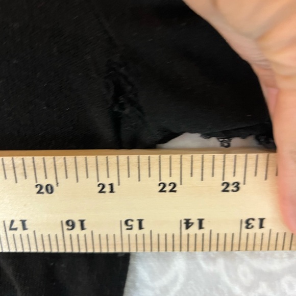 DIVIDED H&M BLACK BURNOUT DISTRESSED DESTROYED OVERSIZED HOLEY TOP M - Picture 12 of 13